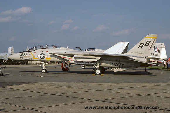 US Navy VF-32 Grumman F-14A Tomcat 159013/AB-203 (1978)