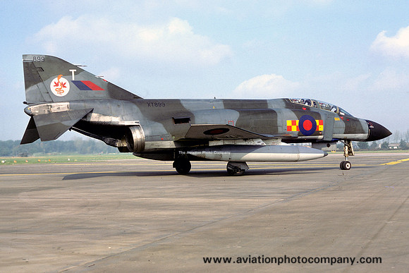 RAF 92 Squadron McDonnell F-4M Phantom FGR.2 XT899/T (1977)