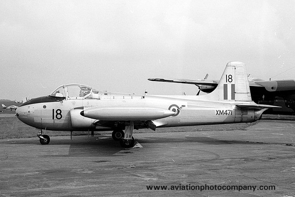 RAF 2 FTS Hunting Jet Provost T.3 XM471/18 (1968)