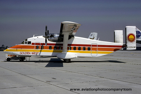 Golden West Short SD-330 N335GW (1982)