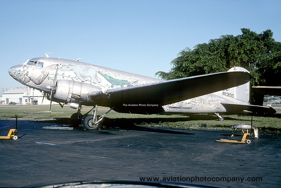 Douglas C-47 Dakota N130D (2000)