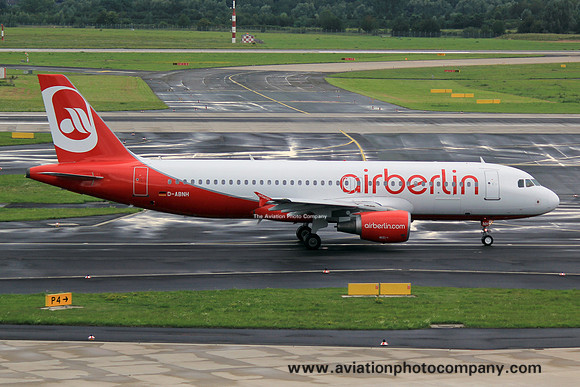 Air Berlin Airbus A320-200 D-ABNH at Dusseldorf (2015)