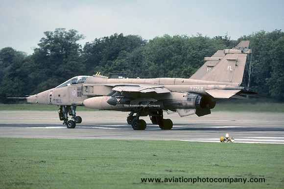 RAF 41 Squadron Sepecat Jaguar GR.1 XZ358/FL (1991)