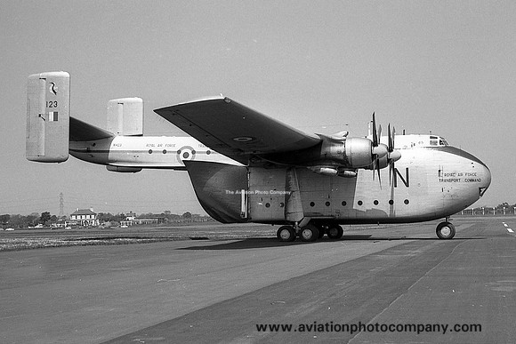 RAF 47 Squadron Blackburn Beverley C.1 XH123/N (1967)