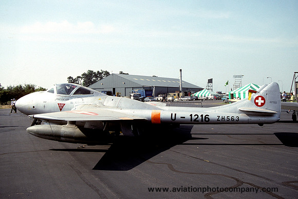 De Havilland Vampire ZH563/U-1216 (1992)