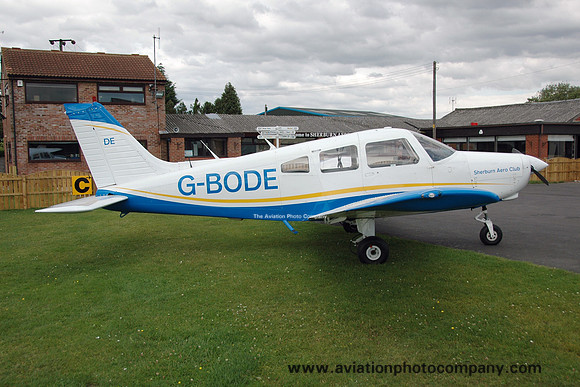 Sherburn Aero Club Piper PA-28 Cherokee G-BODE at Sherburn (2015)
