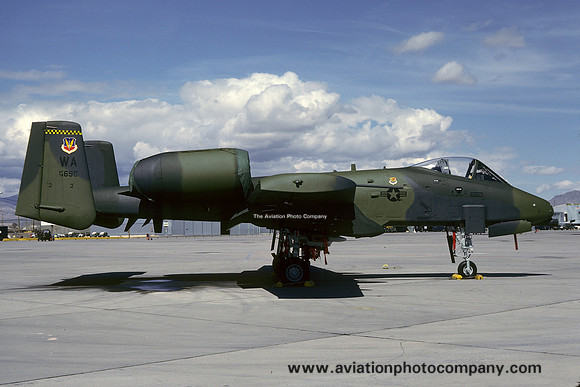 USAF 57 TTW 66 FWS Fairchild A-10A Thunderbolt 78-0696/WA (1980)