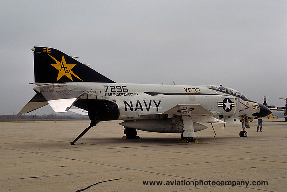 US Navy VF-33 McDonnell F-4J Phantom 157296/AG-212 (1976)