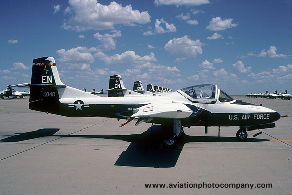 USAF 80 FTW 89 FTS Cessna T-37B Tweet 68-8040/EN at Sheppard AFB (2000)
