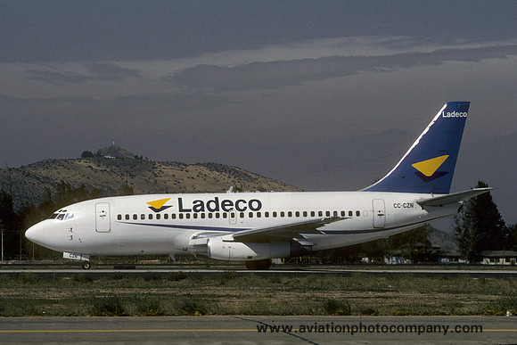 Ladeco Boeing 737-200 CC-CZN (2000)
