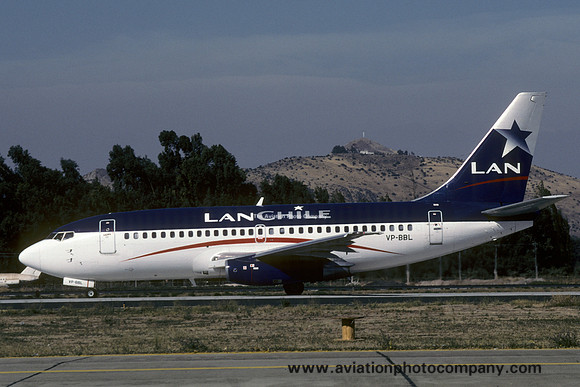 LAN Chile Boeing 737-200 VP-BBL (2000)