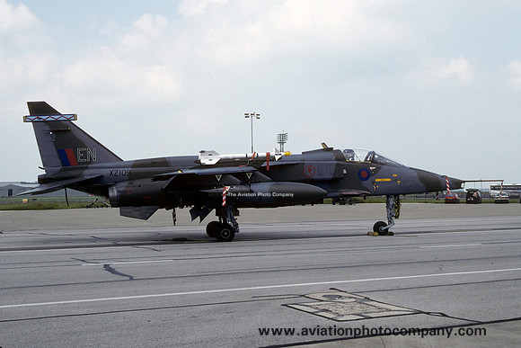 RAF 6 Squadron Sepecat Jaguar GR.1 XZ109 (1993)