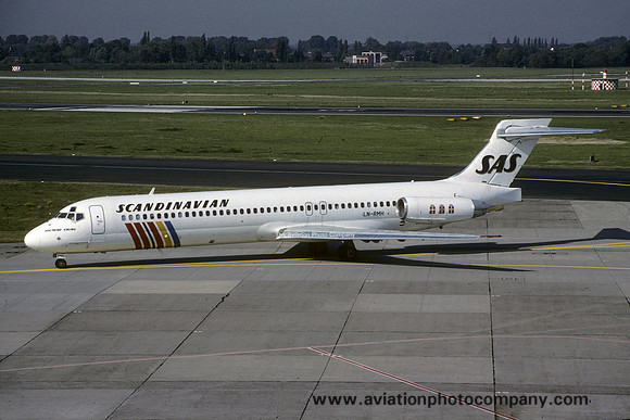 SAS McDonnell Douglas MD-87 LN-RMH (1992)