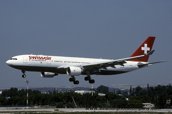 Swissair Airbus A330-200 HB-IQN (2000)