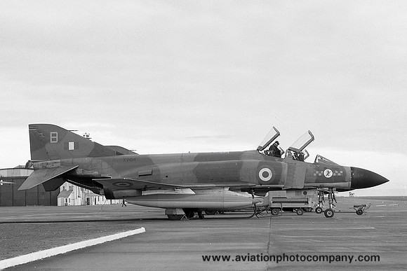 RAF 54 Squadron McDonnell F-4M Phantom FGR.2 XV414/B (1971)