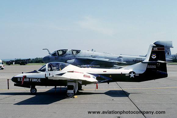 USAF 71 FTW Cessna T-37C 67-22261 (1992)