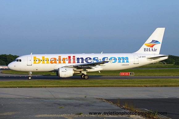 BH Airlines Airbus A320-200 LZ-BHC at Manchester (2013)