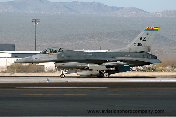 USAF Arizona ANG 152 FS GD F-16C 89-2012/AZ at Tucson IAP (2013)