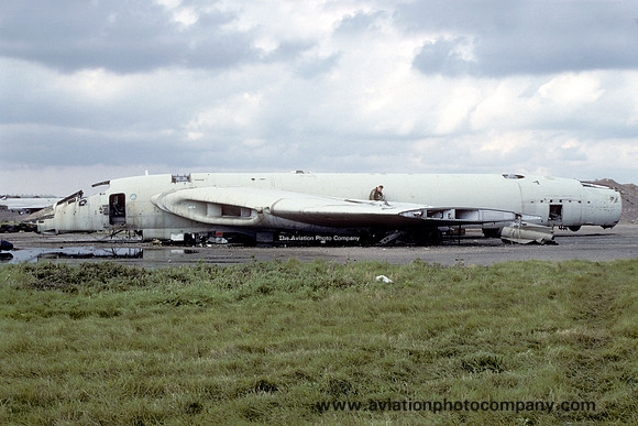 RAF Handley Page Victor K.2 XL192 dumped at RAF Marham (1993)