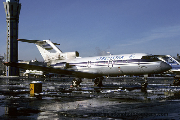 Uzbekistan Airways Yakolev Yak-40 UK-87542 (1998)