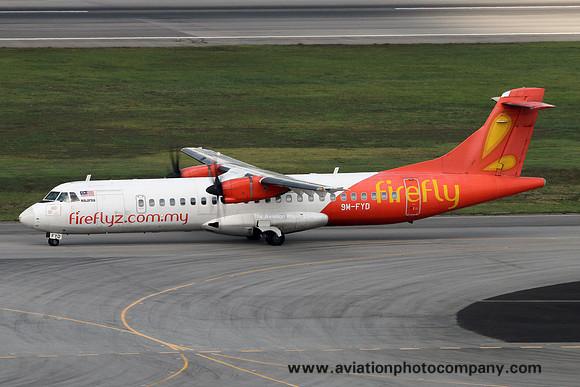 Firefly ATR-72-500 9M-FYD at Singapore IAP (2016)