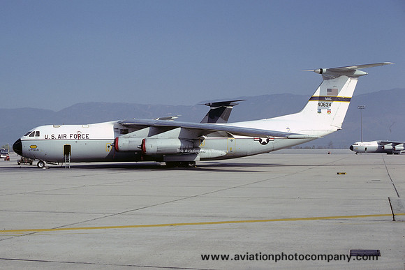 USAF 63 MAW Lockheed C-141A Starlifter 64-0634 (1980)
