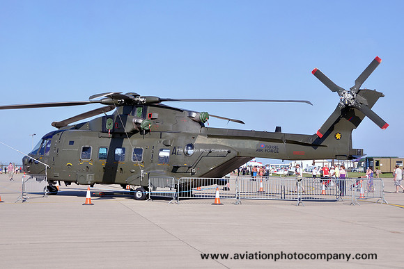 RAF 28/78 Squadron Westland Merlin HC.3A ZJ998/AE at the Waddington Airshow (2013)