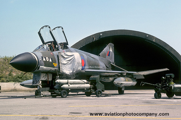 RAF 2 Squadron McDonnell F-4M Phantom FGR.2 XV439/R (1976)