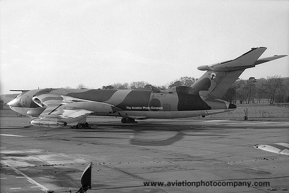 RAF 55 Squadron Handley Page Victor K.2 XL190 (1980)