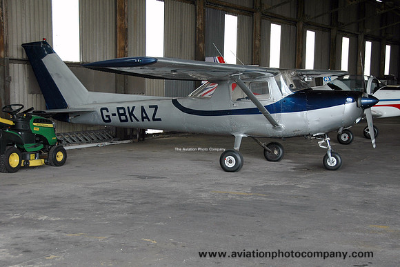 Cessna 152 G-BKAZ at Sherburn (2015)
