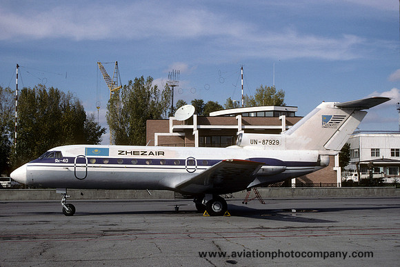 Zhezair Yakolev Yak-40 UN-87929 (1999)