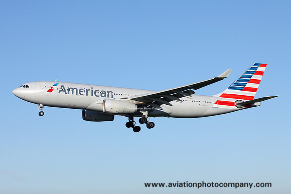 American Airlines Airbus A330-200 N287AY at Manchester (2016)