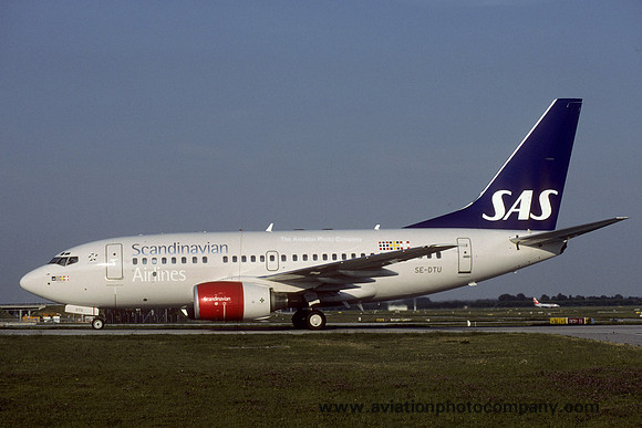 SAS Boeing 737-700 SE-DTU at Munich (2000)