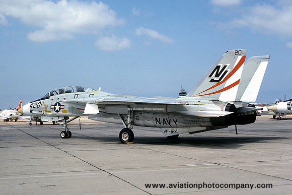 US Navy VF-124 Grumman F-14A Tomcat 158637/NJ-420 (1975)