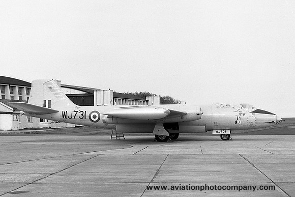 RAF English Electric Canberra B.2 WJ731 (1972)
