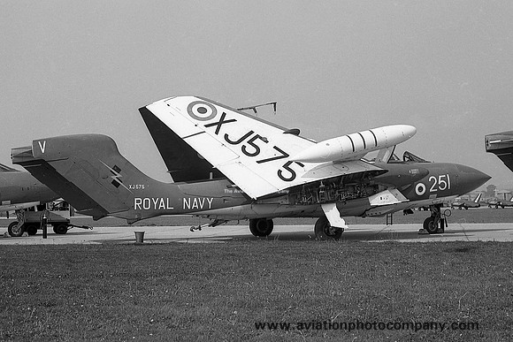 Royal Navy 893 Squadron De Havilland Sea Vixen FAW.2 XJ575/V251 at RNAS Yeovilton (1967)