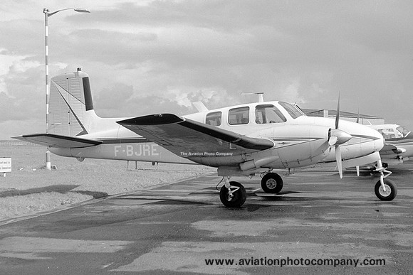Beech Twin Bonanza F-BJRE (1978)