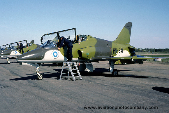 Finnish Air Force Hawker Siddeley Hawk T.51 HW-341 (1988)