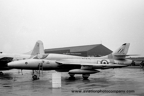 RAF 66 Squadron Hawker Hunter T.7 XL620 (1960)