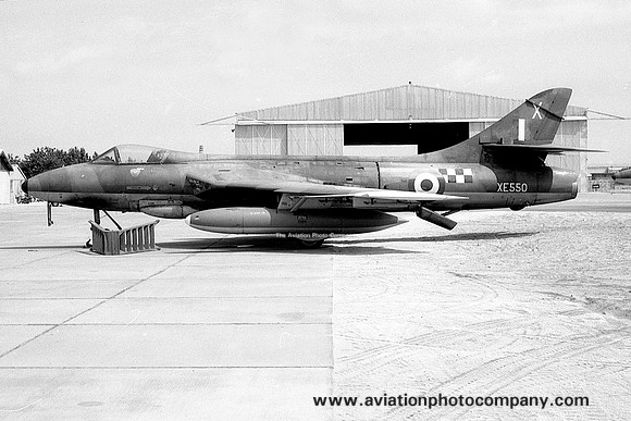 RAF 43/208 Squadron Hawker Hunter FGA.9 XS550/X (1966)