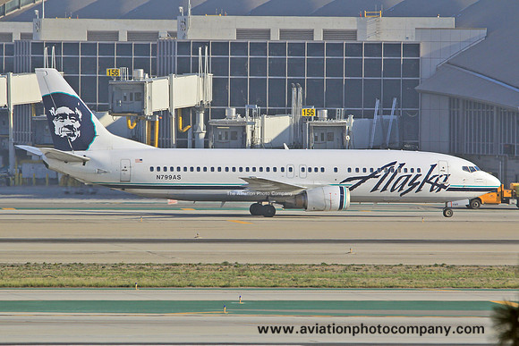 Alaska Airlines Boeing 737-400 N799AS at Los Angeles IAP (2014)