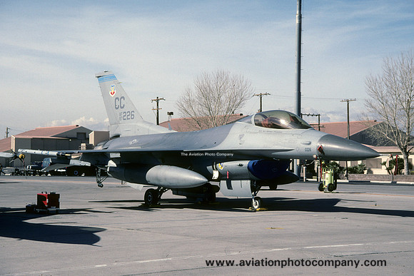 USAF 27 FW 523 FS General Dynamics F-16C Fighting Falcon 87-0226/CC (2000)