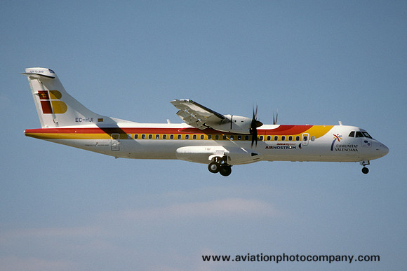 Iberia/Air Nostrum ATR-72-200 EC-HJI (2000)