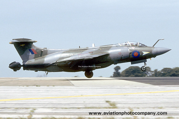 RAF 208 Squadron Blackburn Buccaneer S.2 XV333 (1993)