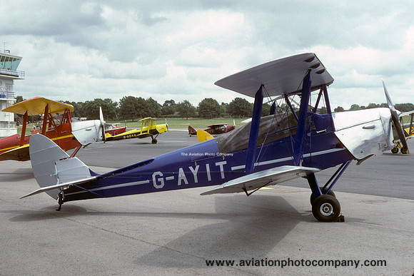 De Havilland DH82A Tiger Moth G-AYIT (1982)