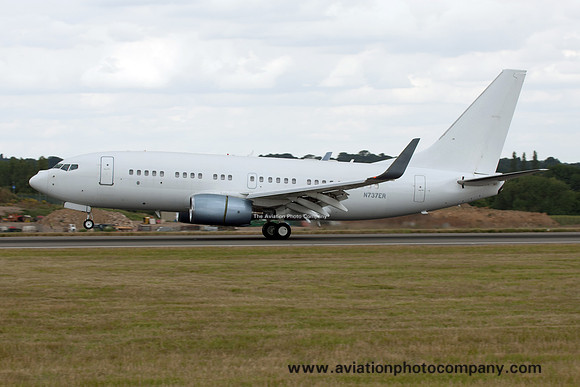 Boeing 737BBJ N737ER at Luton (2015)