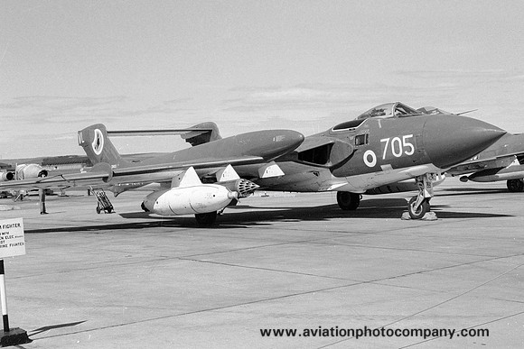 Royal Navy 890 Squadron De Havilland Sea Vixen FAW.2 XN651/VL705 (1971)