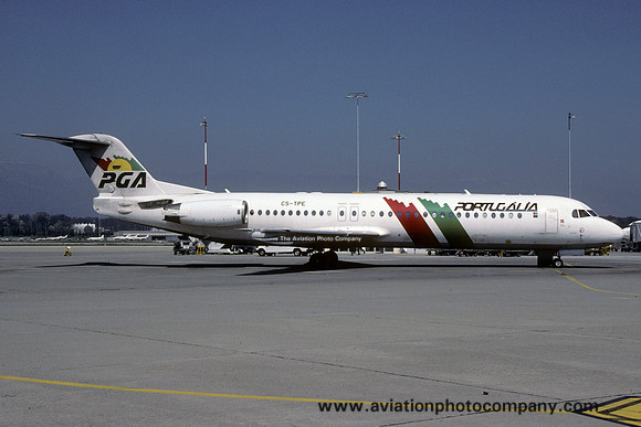Portugalia Fokker F-100 CS-TPE (2000)