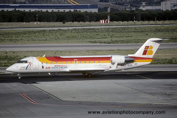 Iberia Regional/Air Nostrum Canadair CRJ-200 EC-GZA (1999)