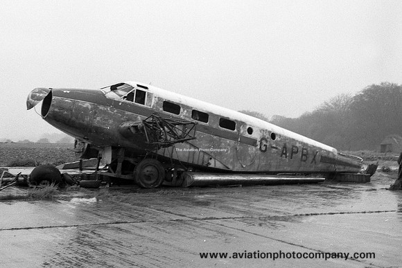 Beech C18S G-APBX